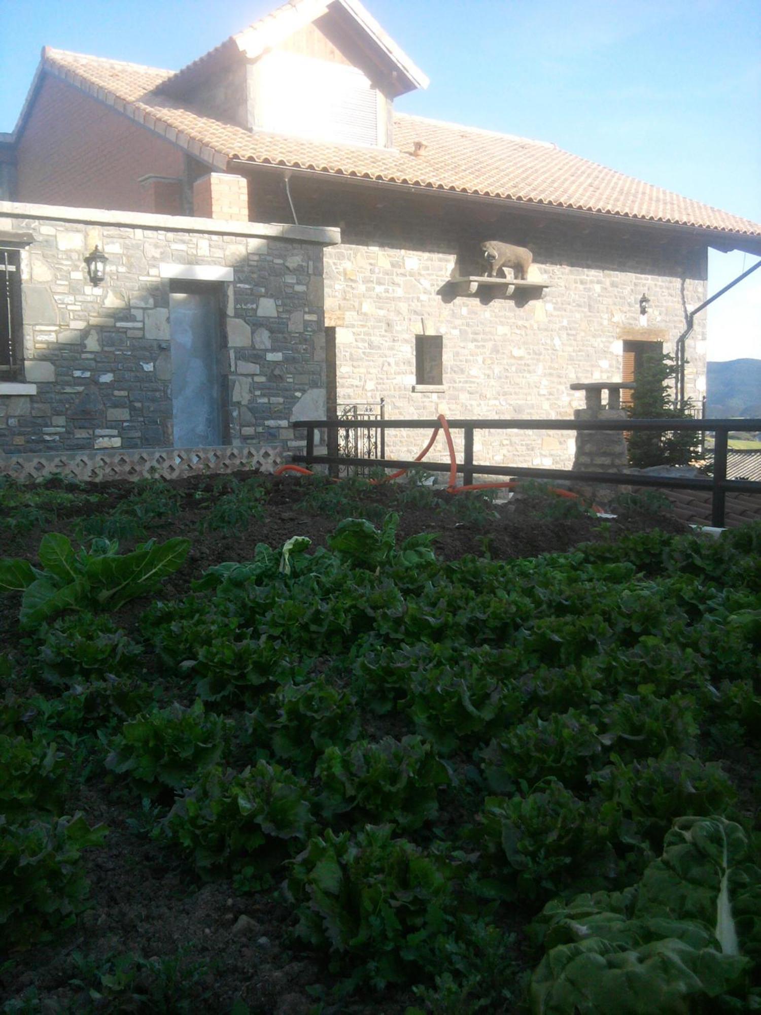 El Churron Larrés المظهر الخارجي الصورة